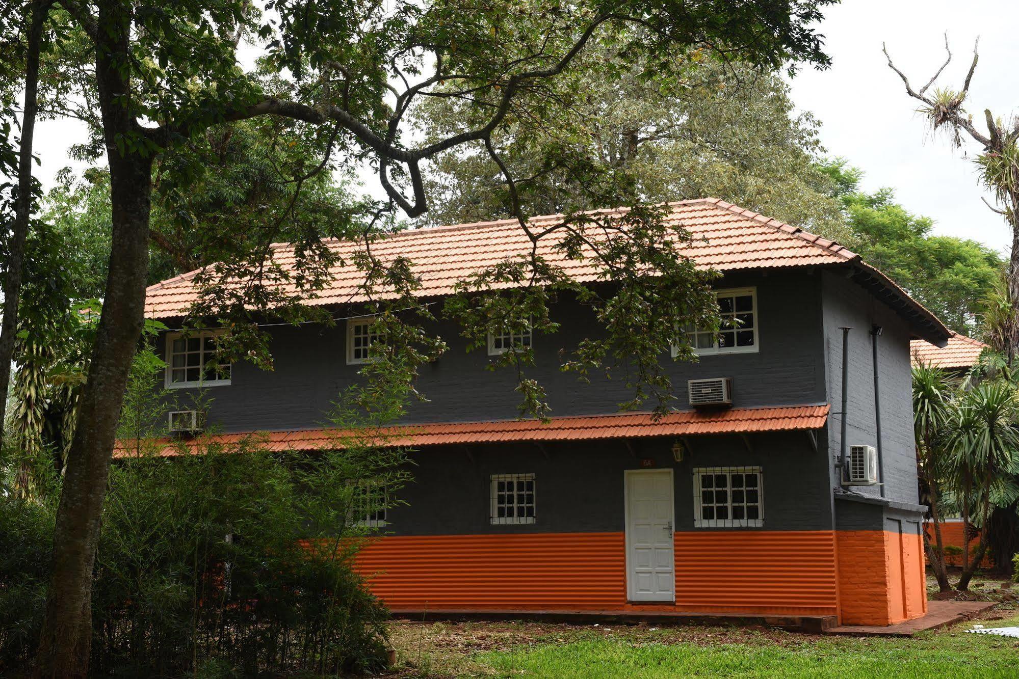 Iguazu Inn Hostel Puerto Iguazú Eksteriør billede